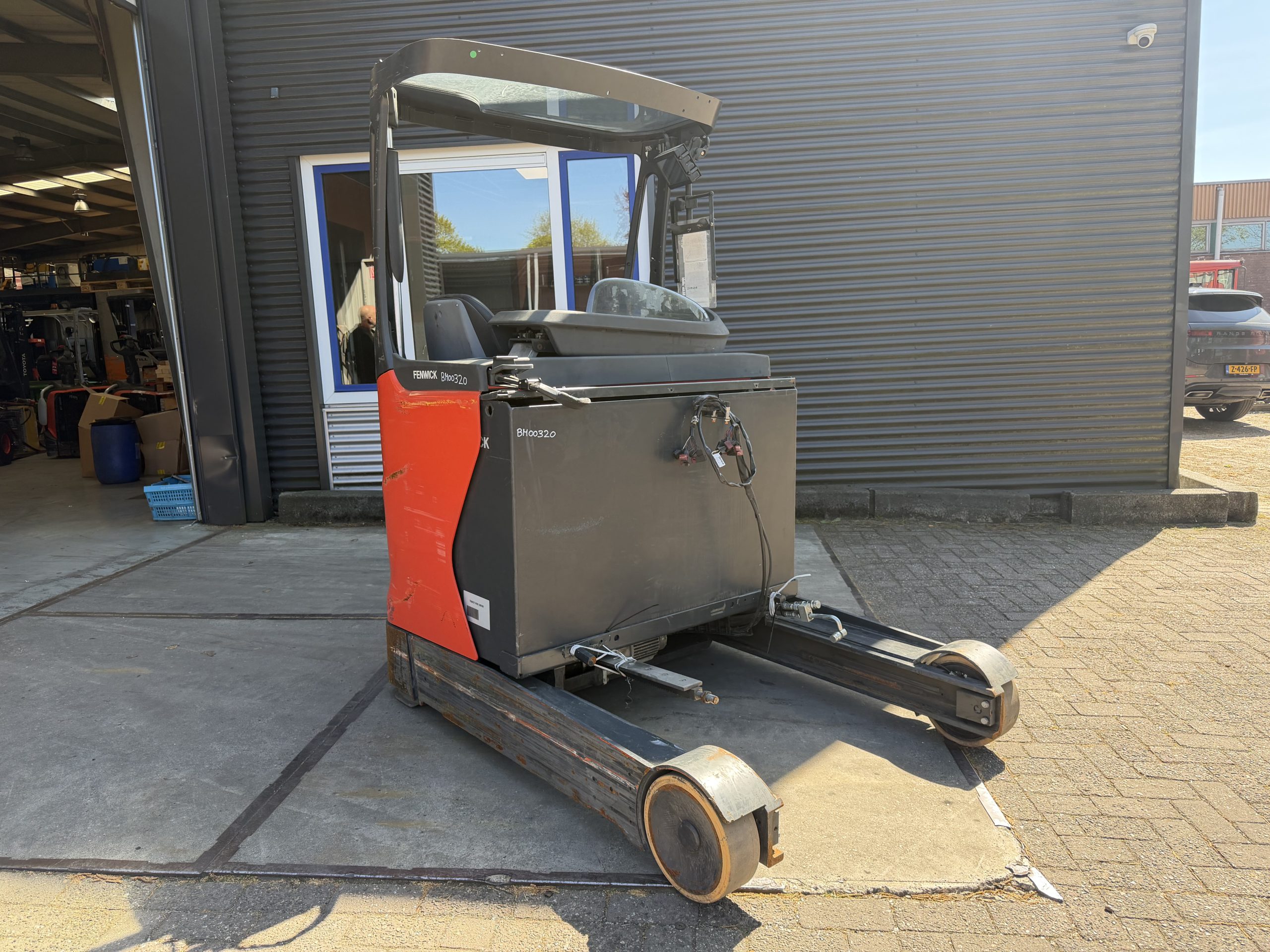 BM00320 | LINDE R16HD-01 RESERVED