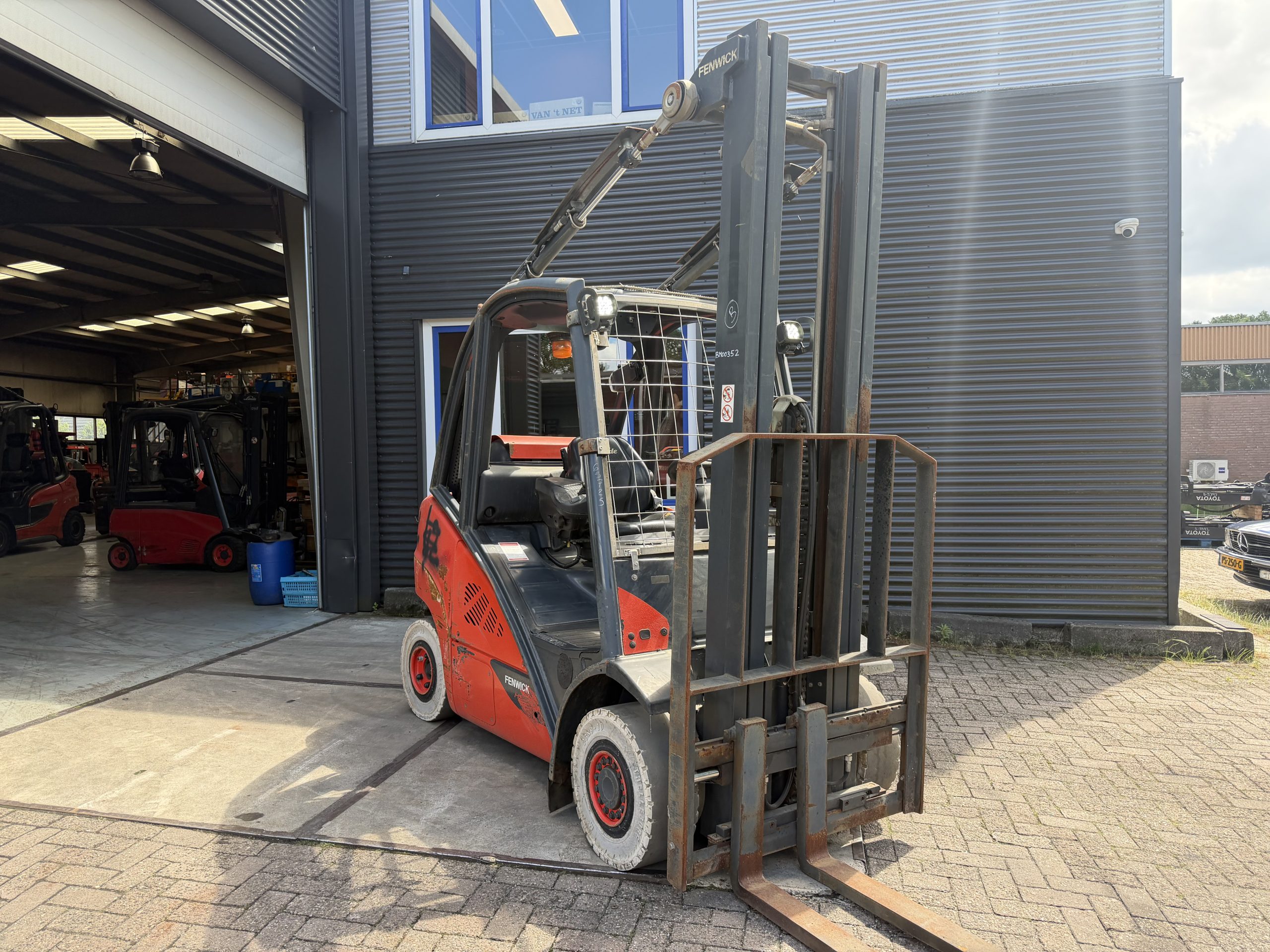 BM00352 | LINDE H25T-02